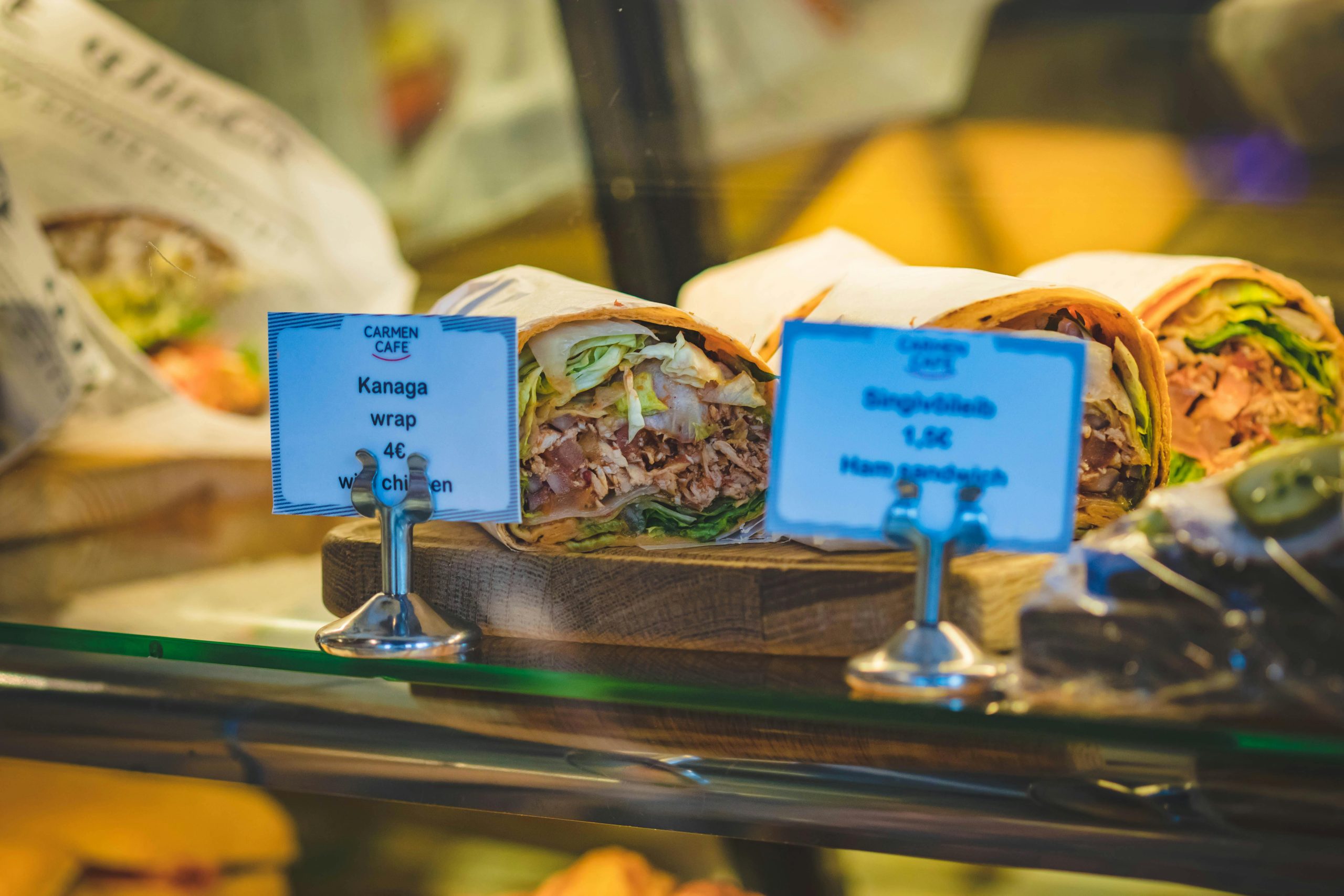 L'intérieur d'un magasin | Source : Pexels