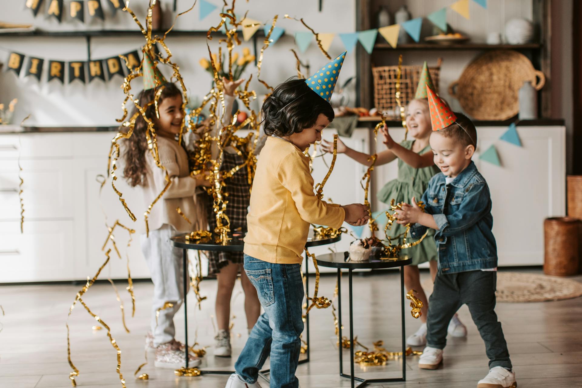 Children at a birthday party | Source: Pexels